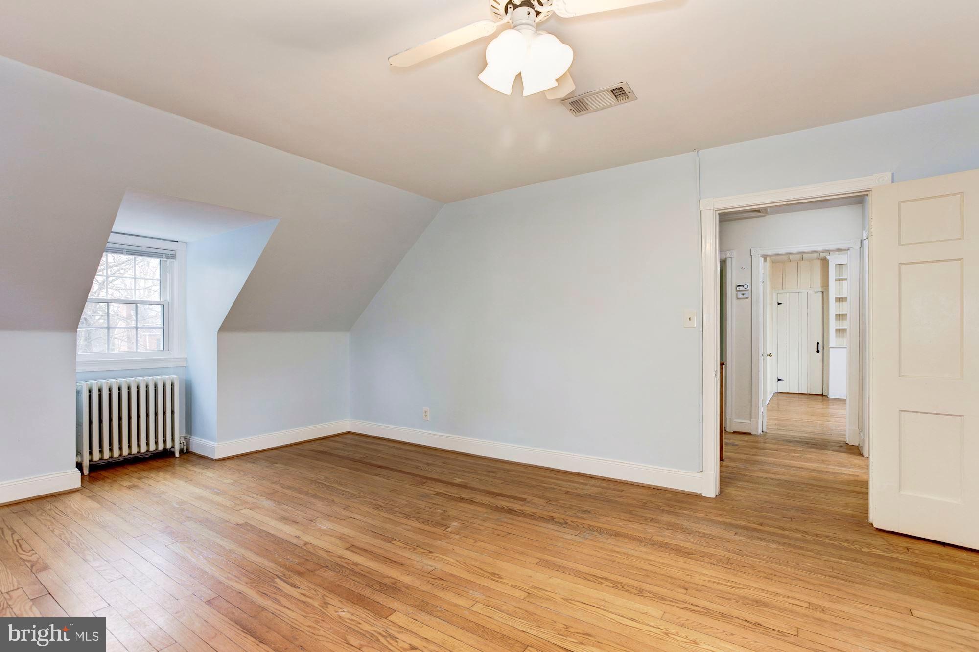 WOODSIDE PARK - Residential Lease