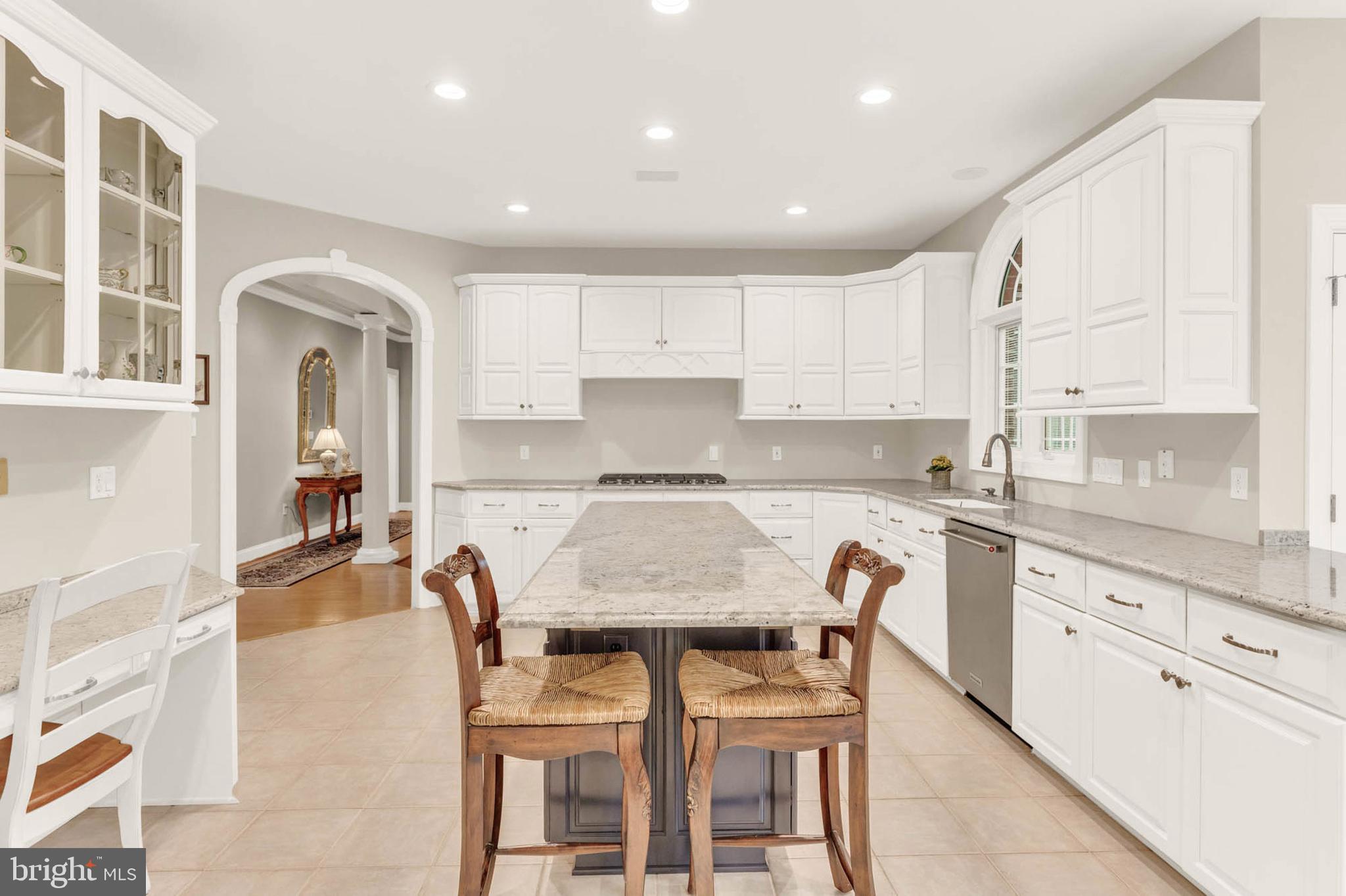 ALLNUTT FARMS ESTATES - Residential