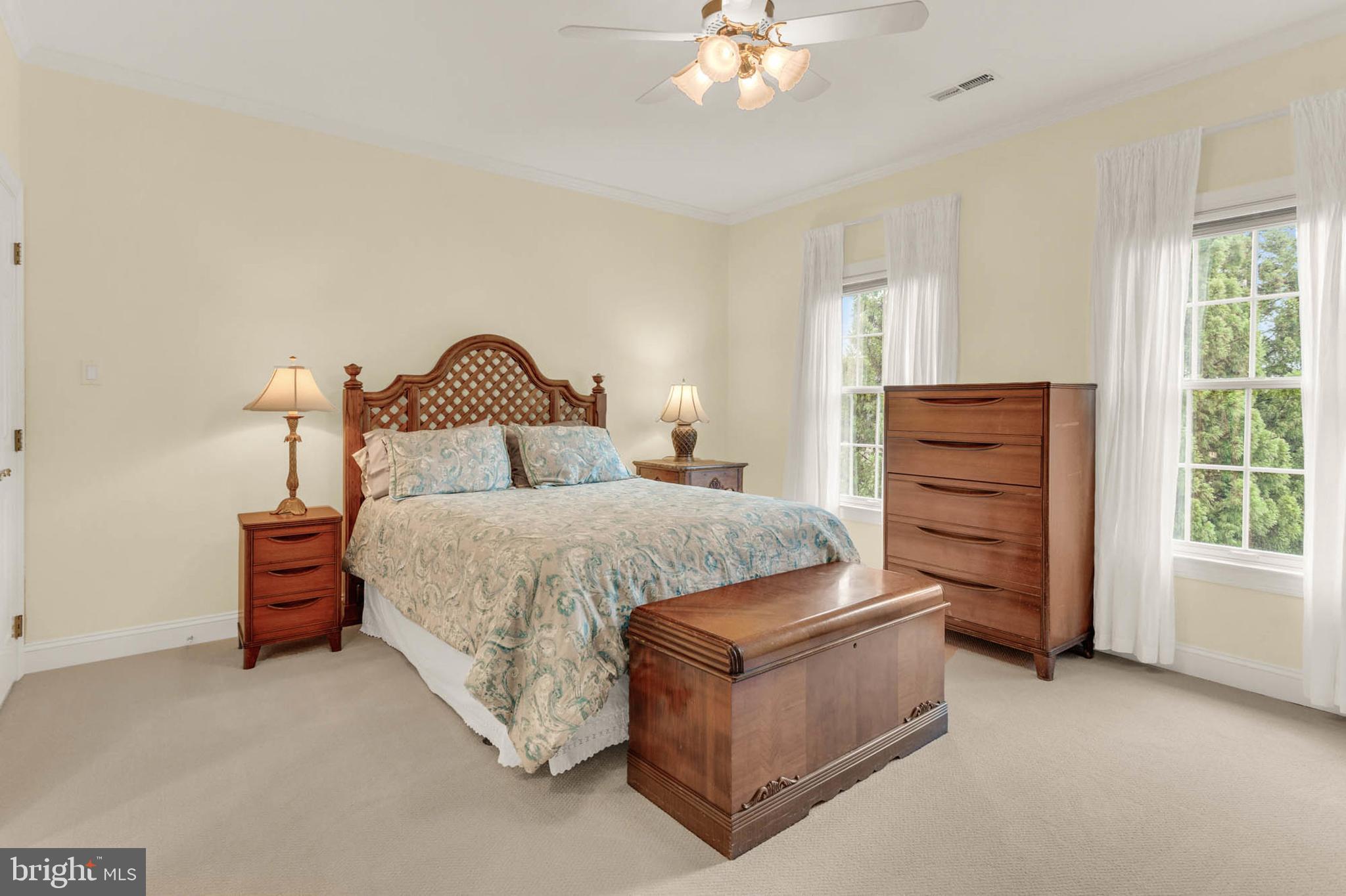 ALLNUTT FARMS ESTATES - Residential