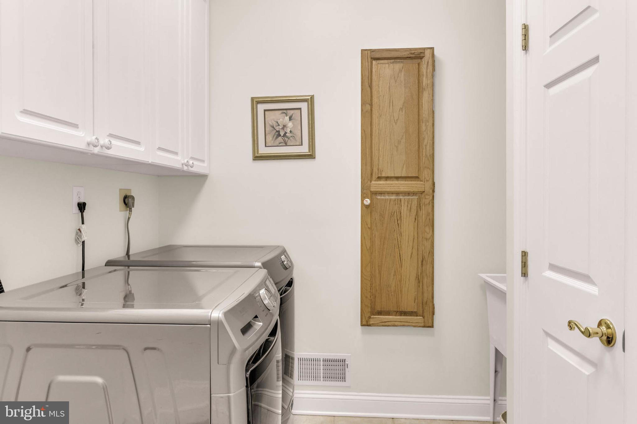 ALLNUTT FARMS ESTATES - Residential