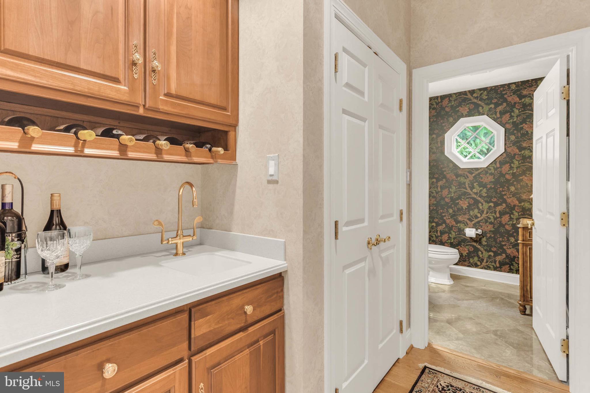 ALLNUTT FARMS ESTATES - Residential