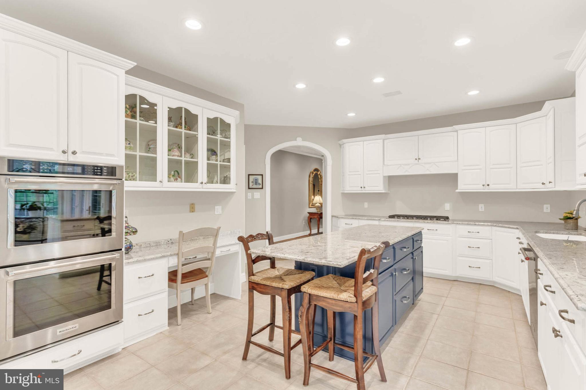 ALLNUTT FARMS ESTATES - Residential