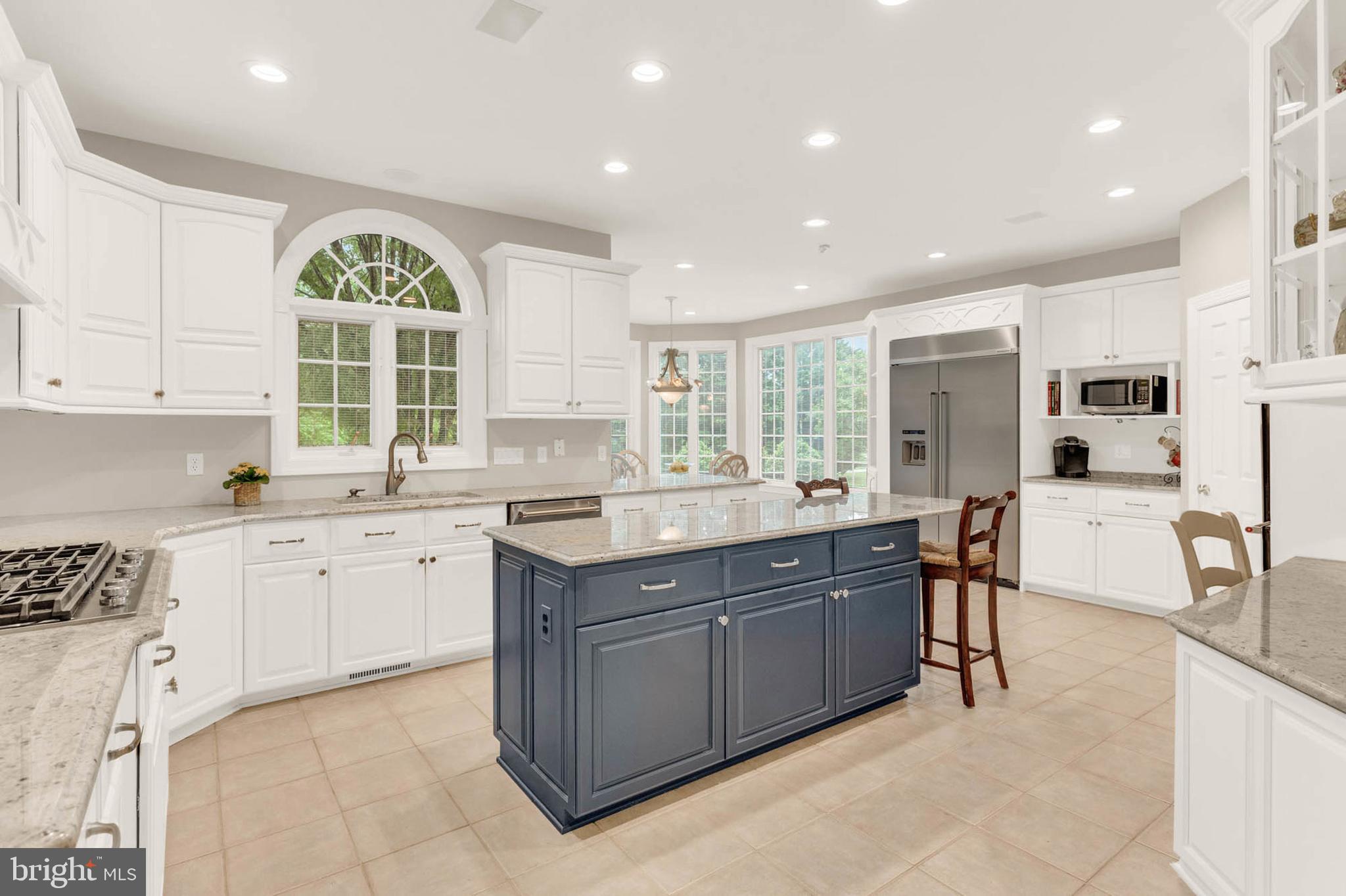 ALLNUTT FARMS ESTATES - Residential