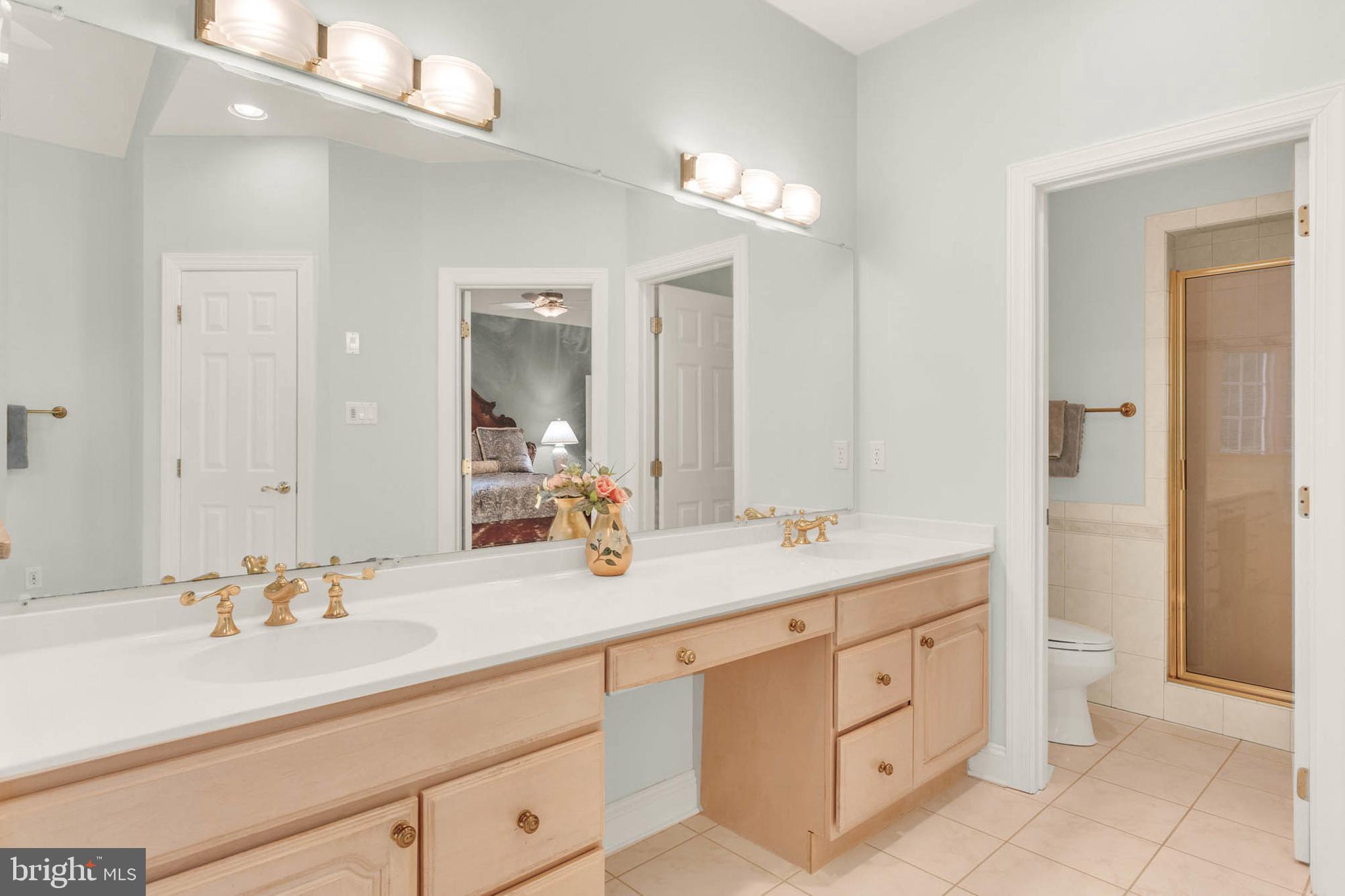 ALLNUTT FARMS ESTATES - Residential