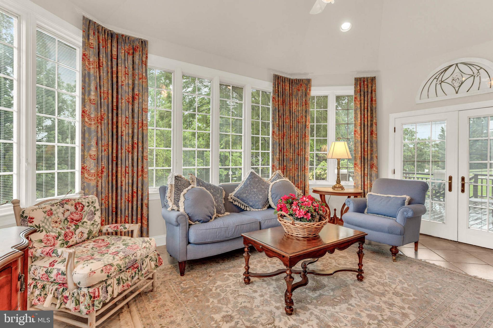 ALLNUTT FARMS ESTATES - Residential