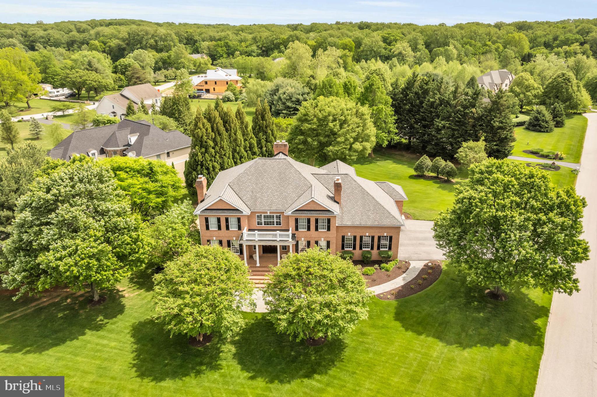 ALLNUTT FARMS ESTATES - Residential