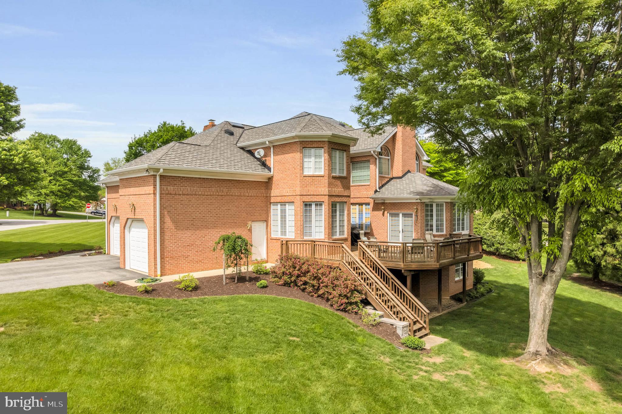 ALLNUTT FARMS ESTATES - Residential