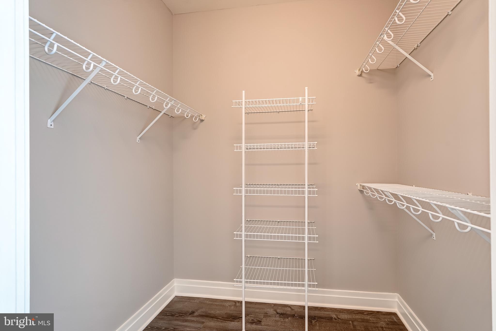 ONE PARK CREST CONDOMINIUM - Residential