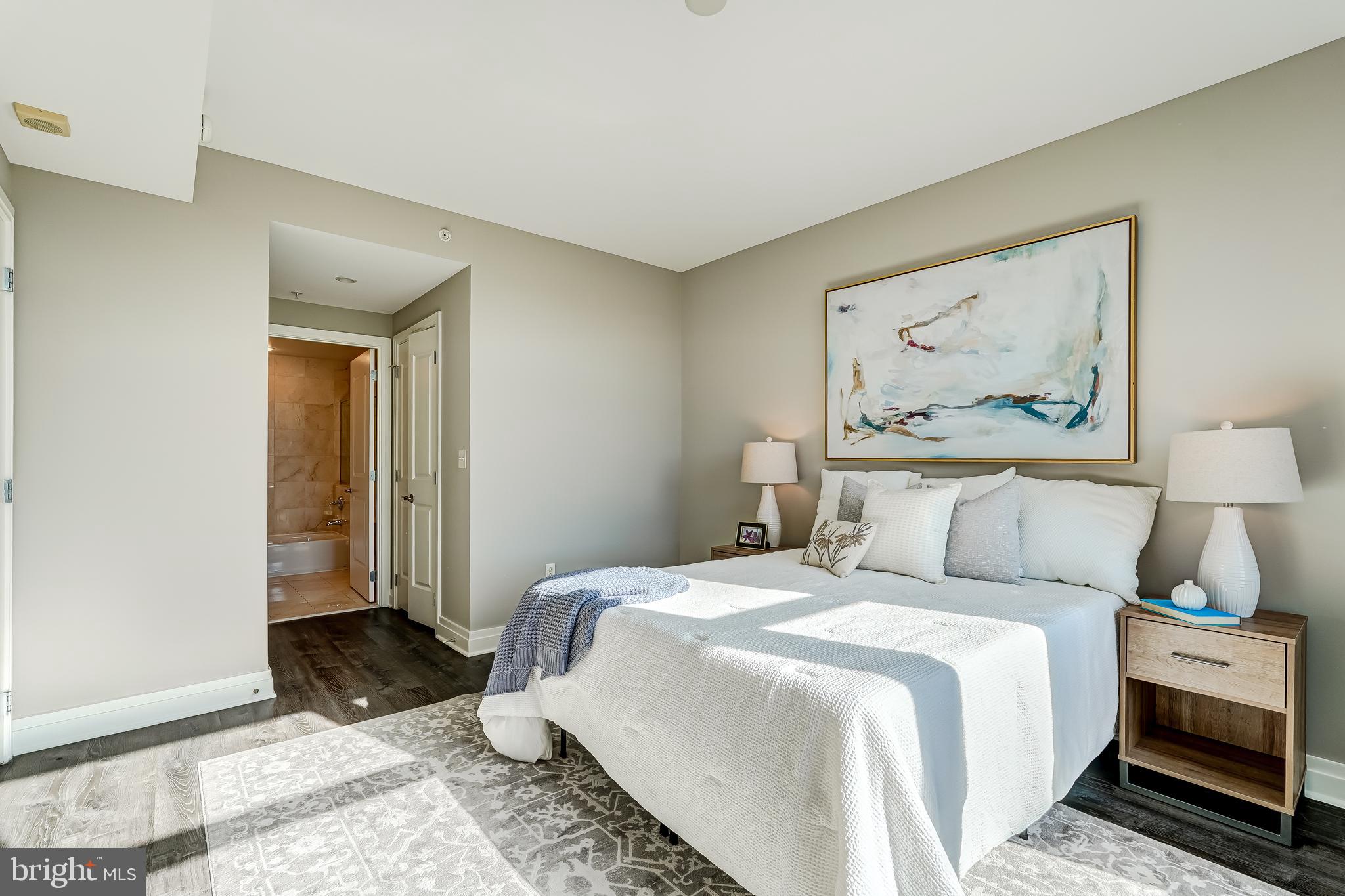 ONE PARK CREST CONDOMINIUM - Residential