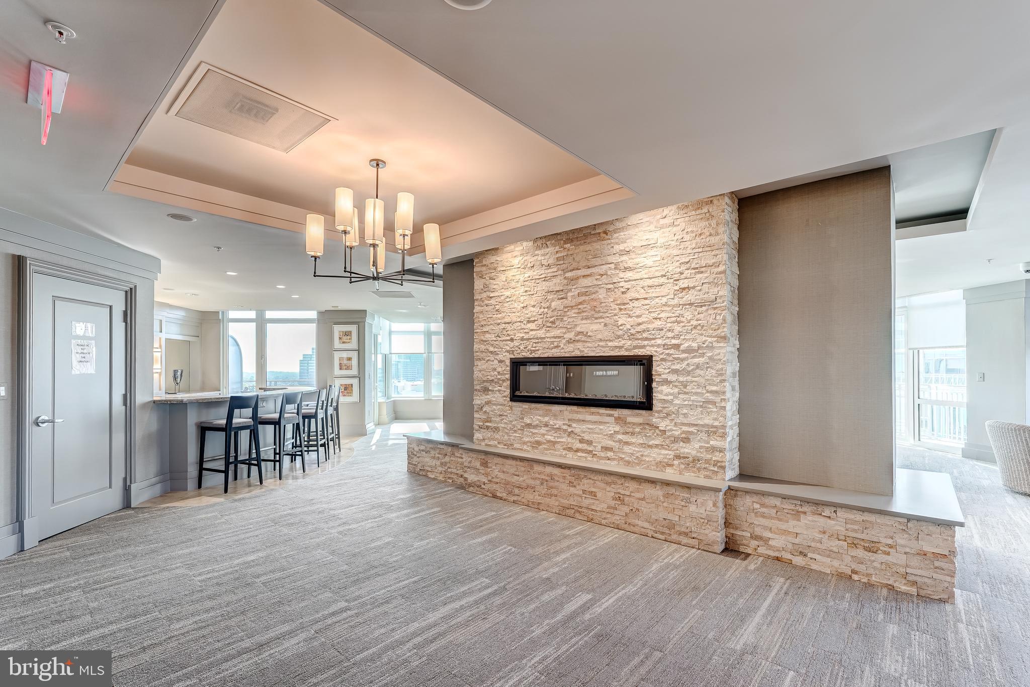 ONE PARK CREST CONDOMINIUM - Residential