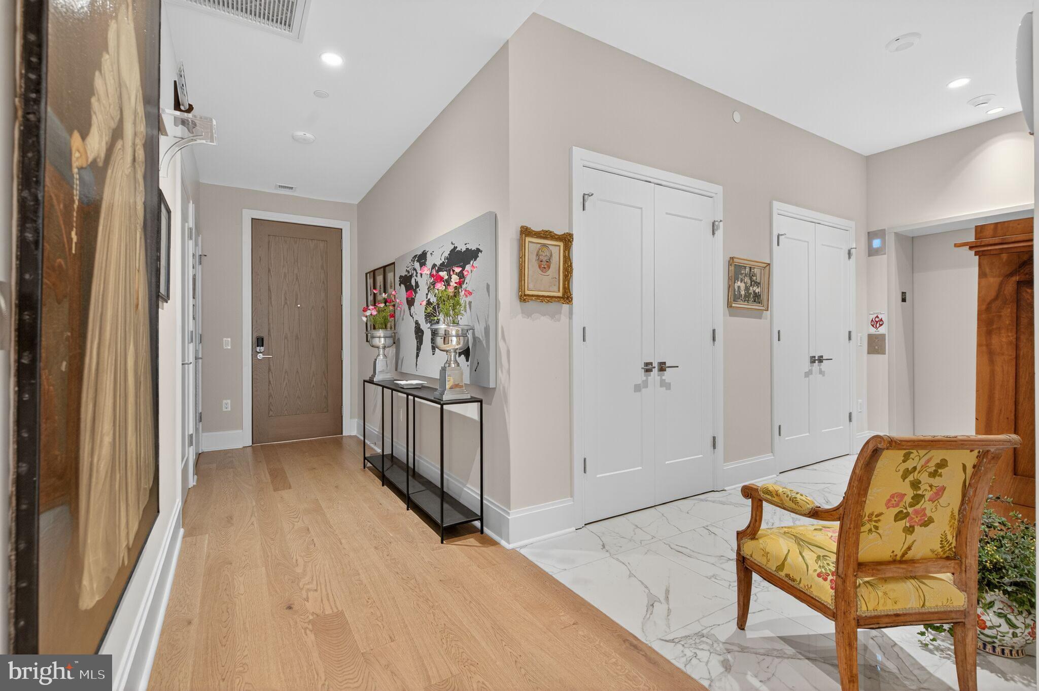 TYSONS CORNER - Residential