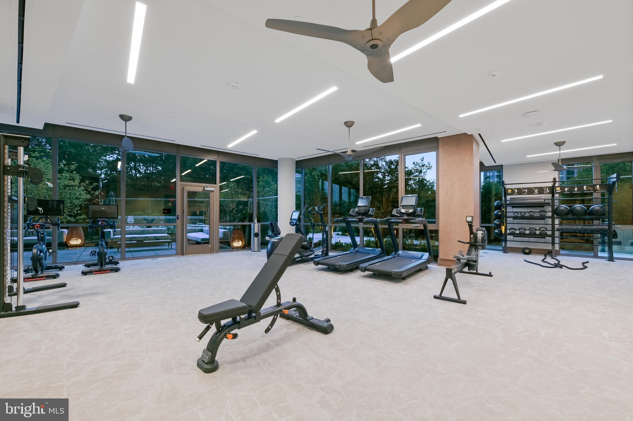 TYSONS CORNER - Residential