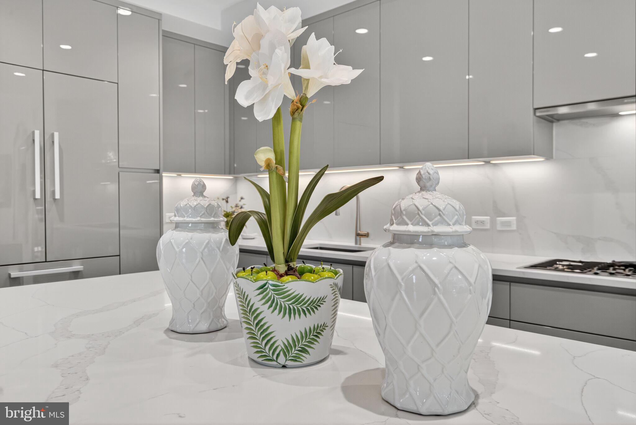 TYSONS CORNER - Residential