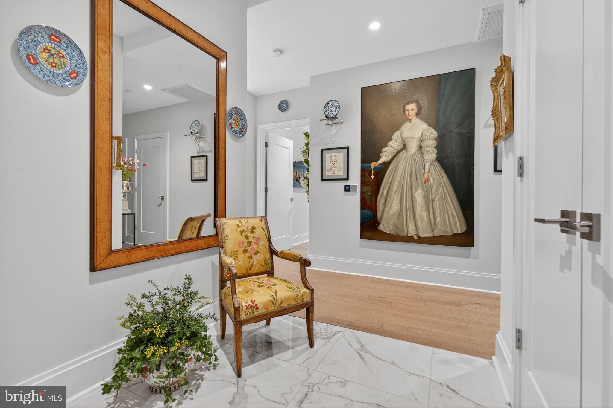 TYSONS CORNER - Residential