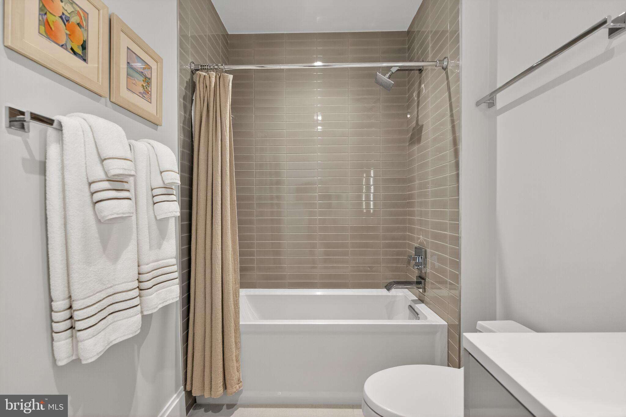 TYSONS CORNER - Residential