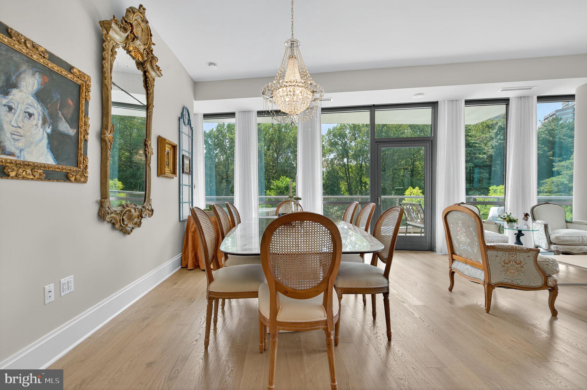 TYSONS CORNER - Residential