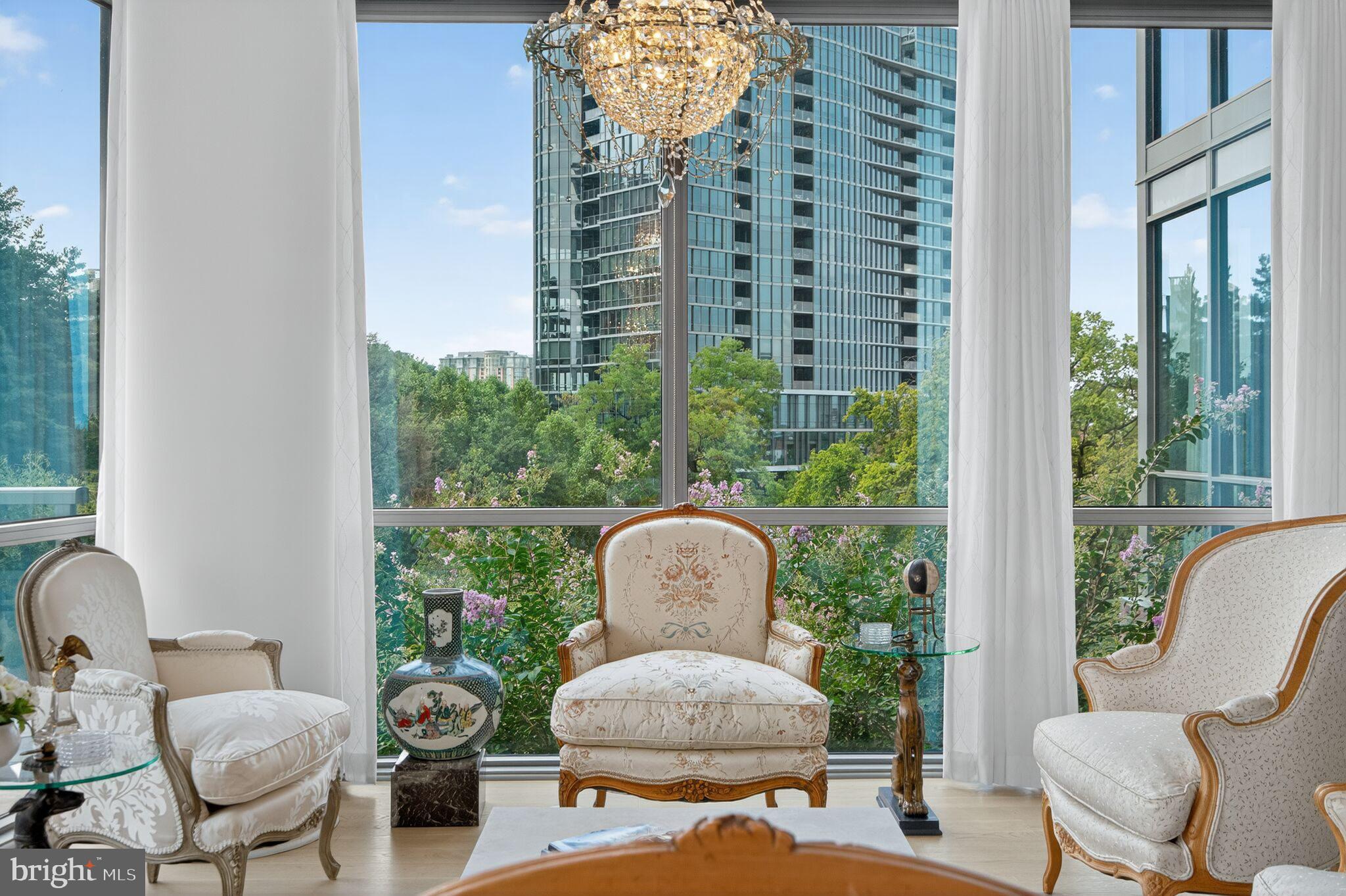 TYSONS CORNER - Residential