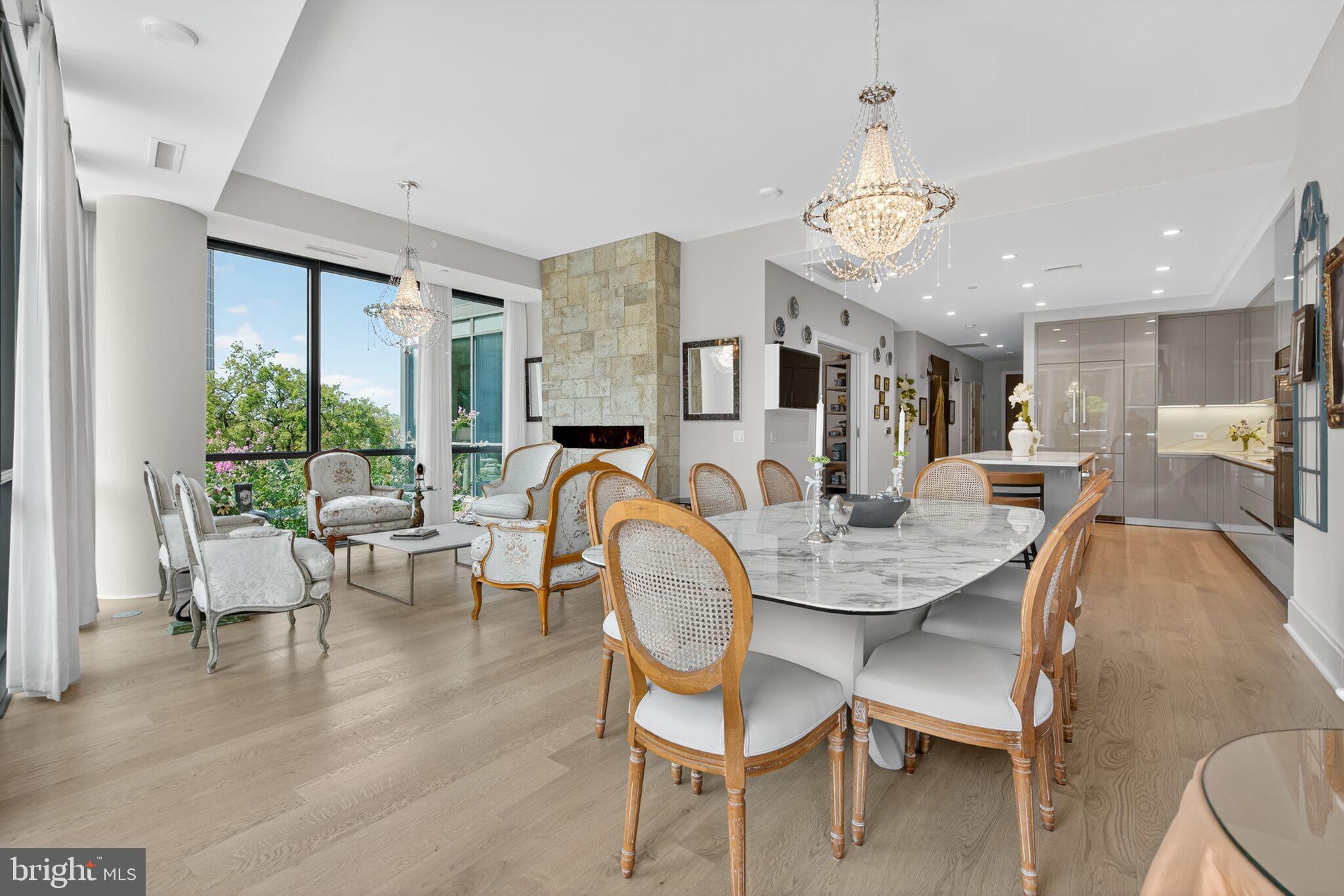 TYSONS CORNER - Residential