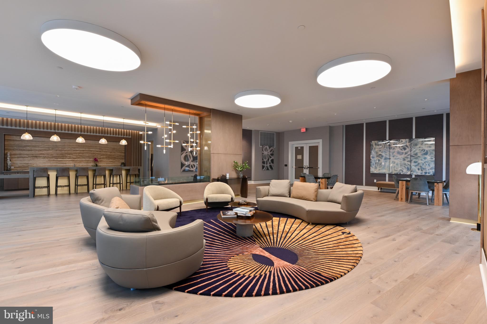 TYSONS CORNER - Residential