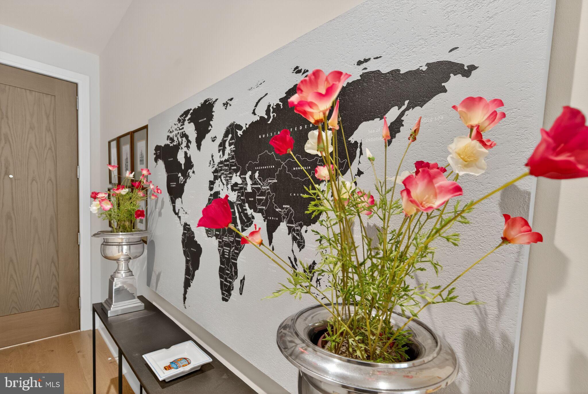 TYSONS CORNER - Residential