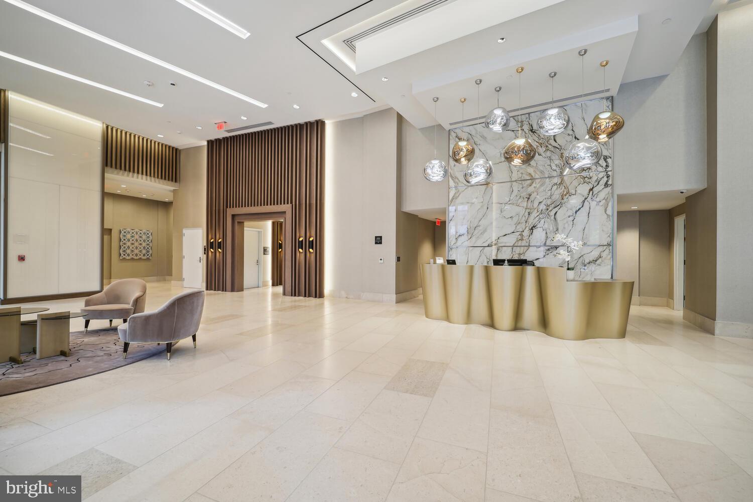 TYSONS CORNER - Residential