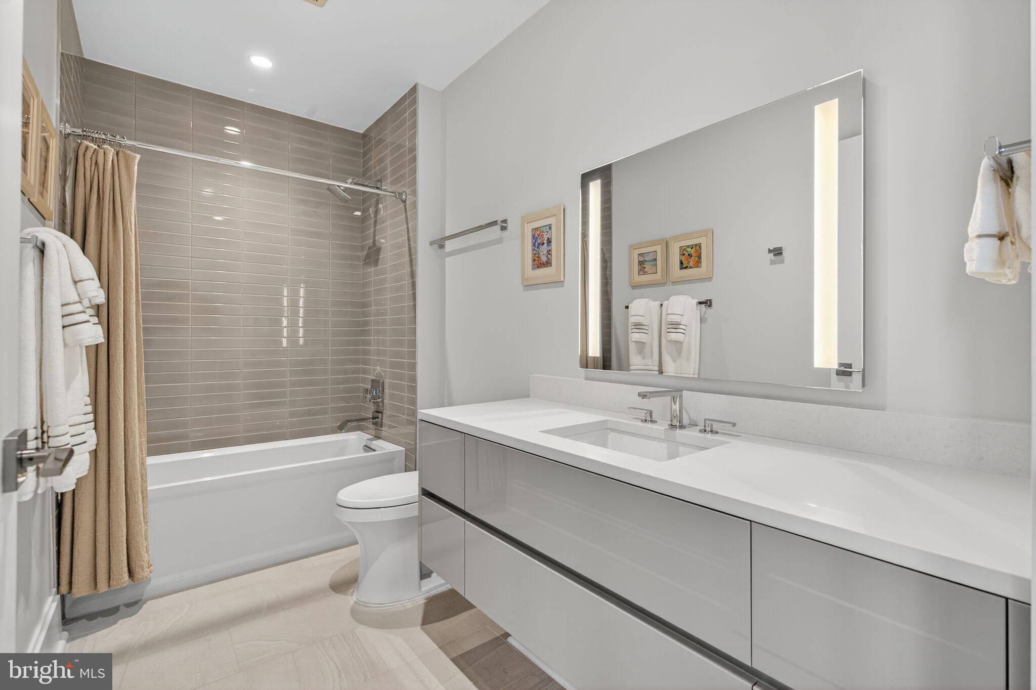 TYSONS CORNER - Residential