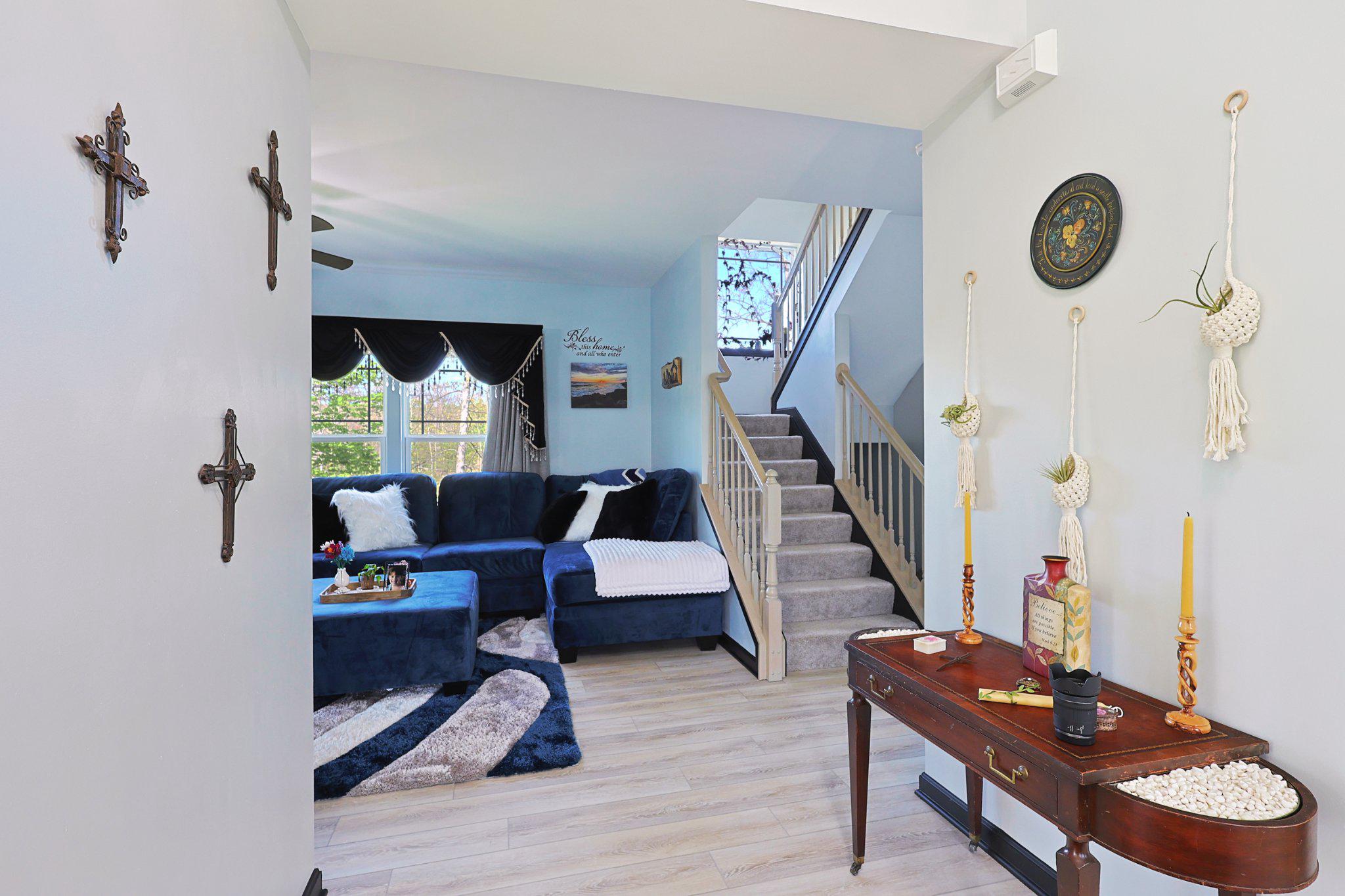 LAKEWOOD - Residential