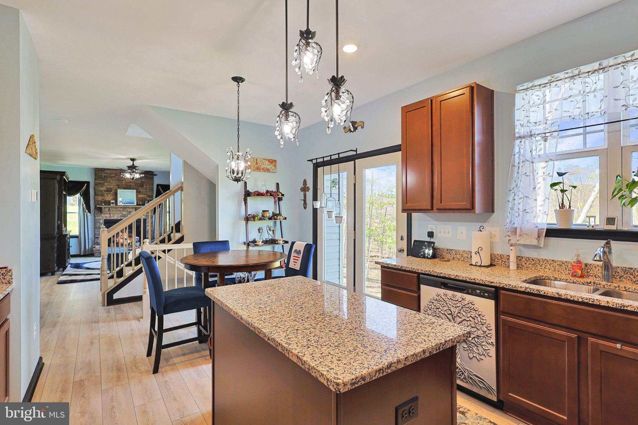 LAKEWOOD - Residential