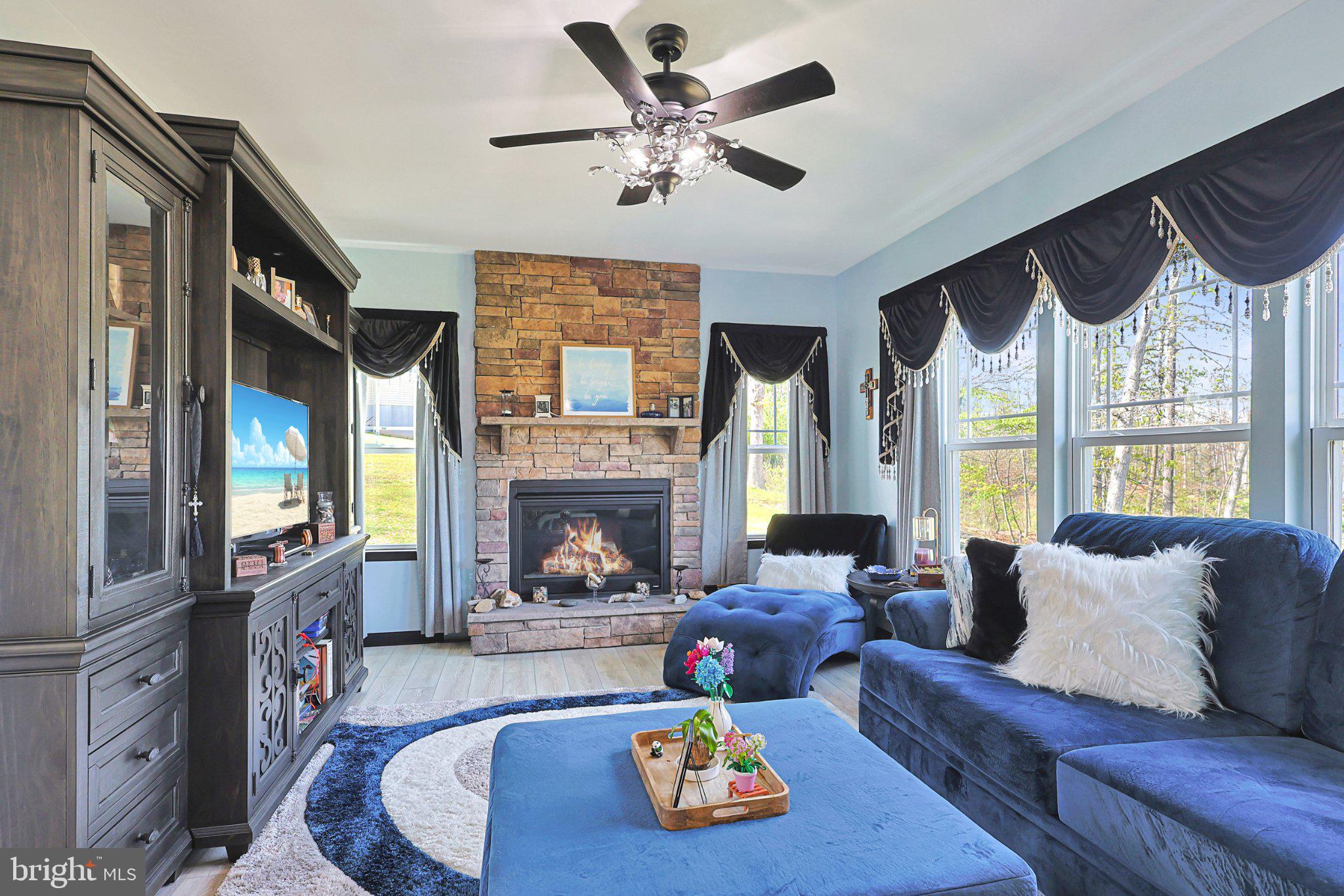 LAKEWOOD - Residential