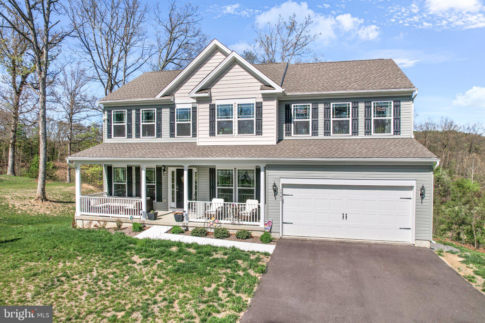 LAKEWOOD - Residential