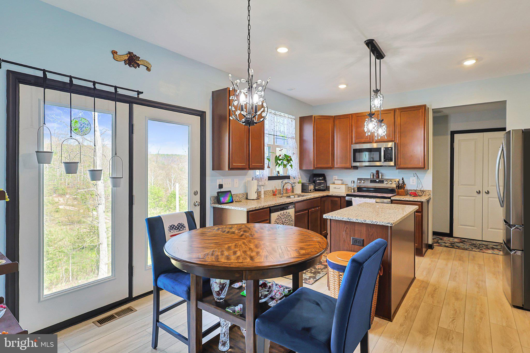 LAKEWOOD - Residential