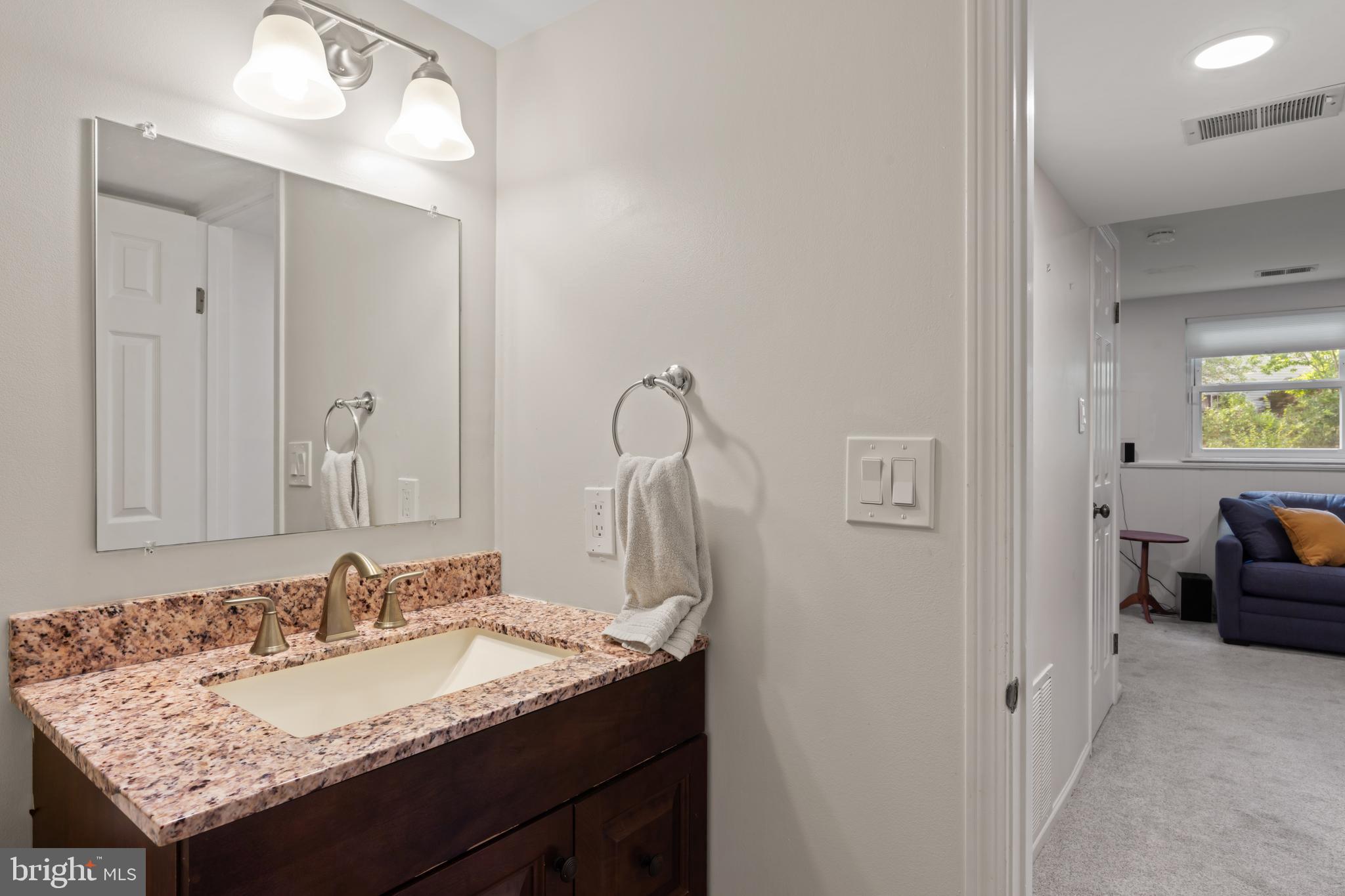 CRESTBROOK - Residential Lease