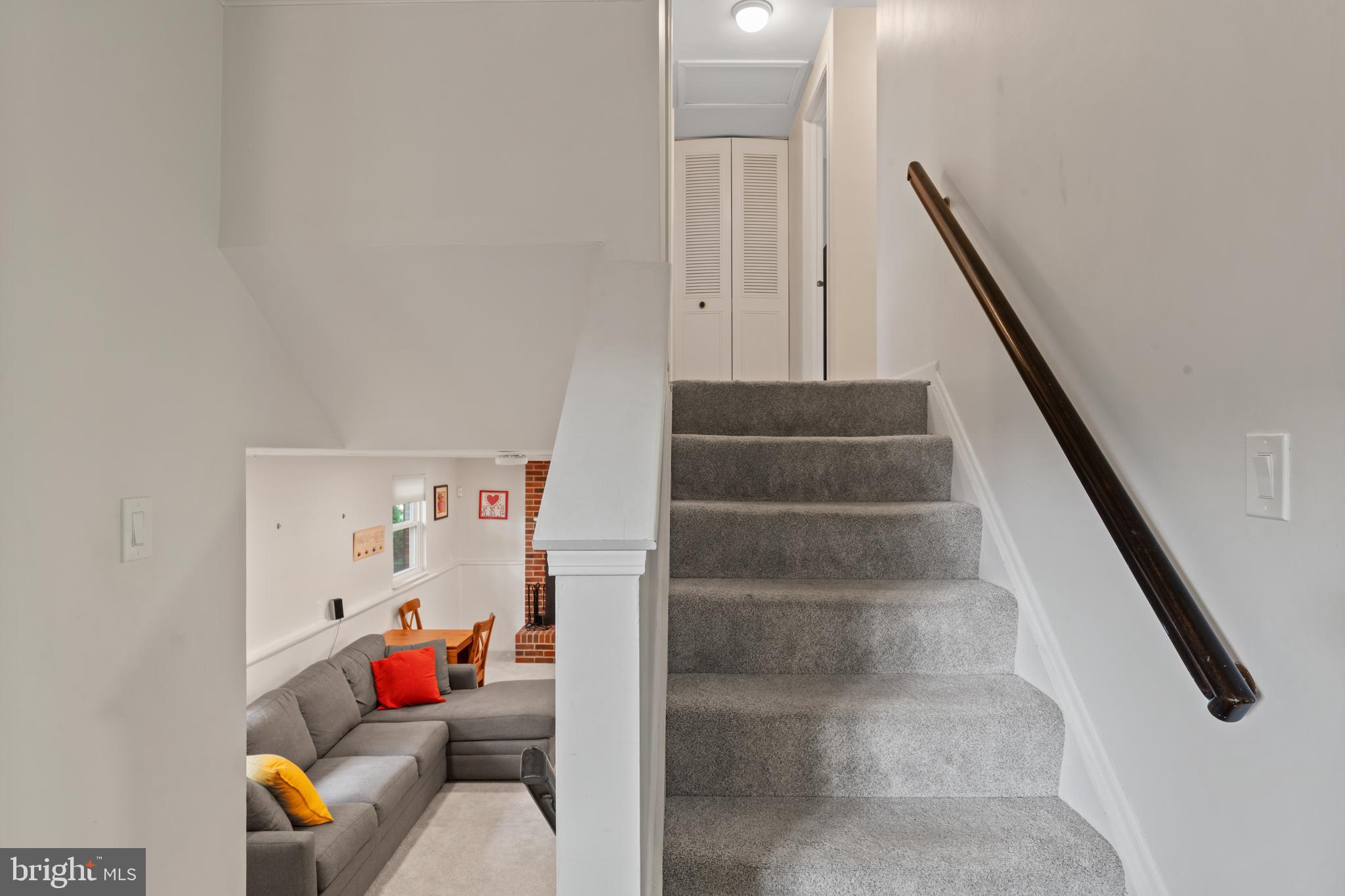 CRESTBROOK - Residential Lease