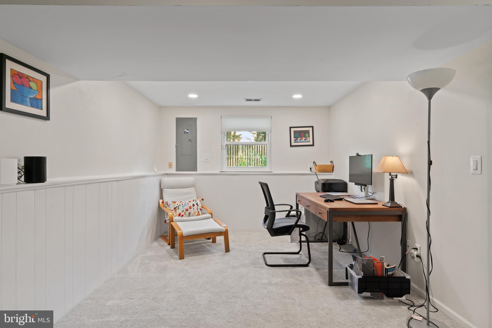 CRESTBROOK - Residential Lease