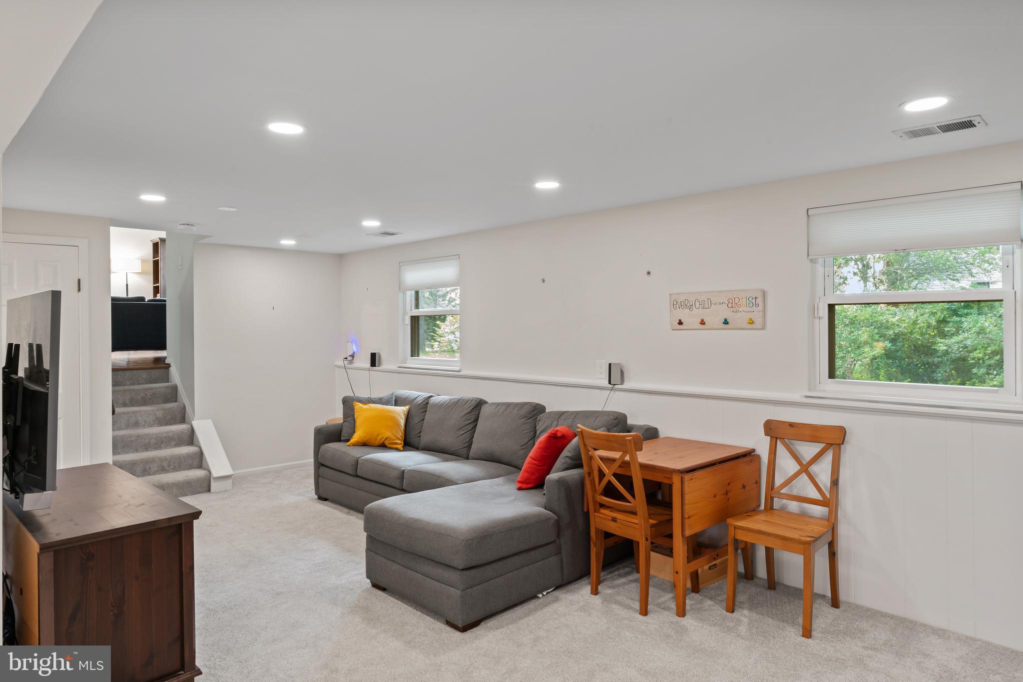 CRESTBROOK - Residential Lease