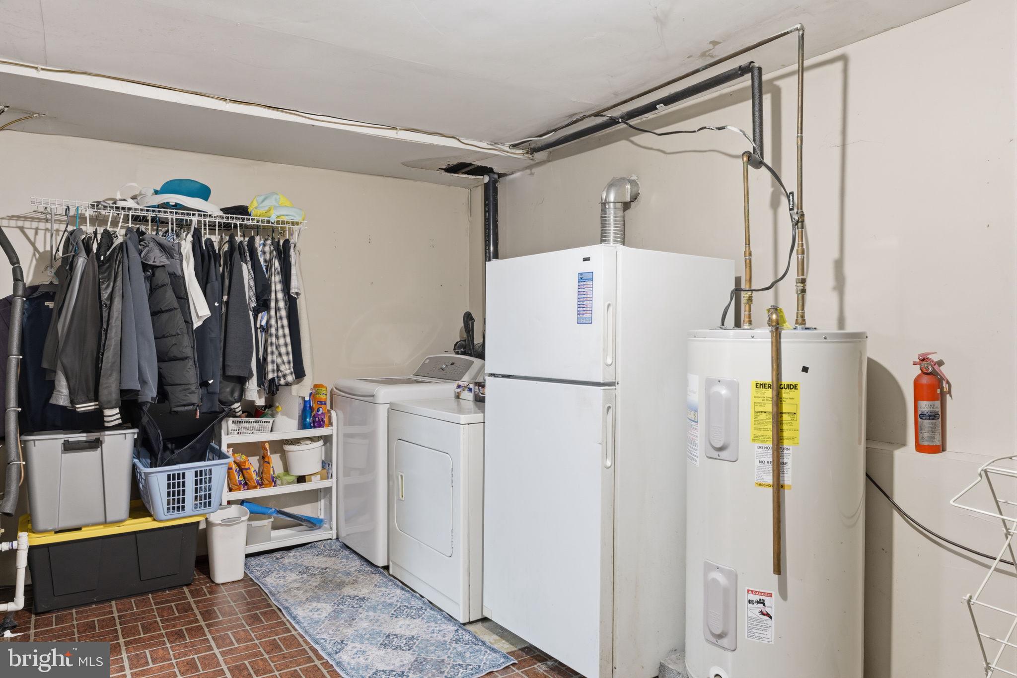 SALEM POINT - Residential