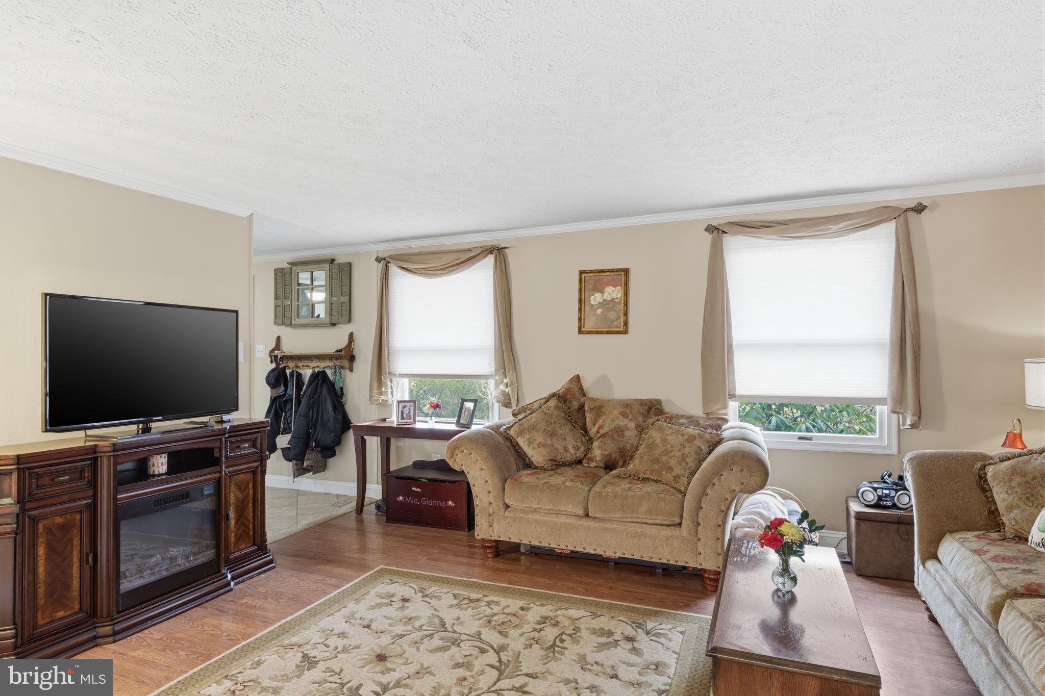 SALEM POINT - Residential