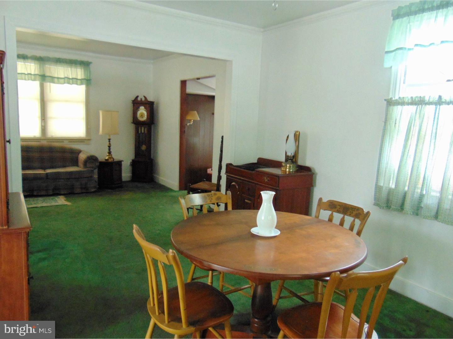 YORKVILLE - Residential