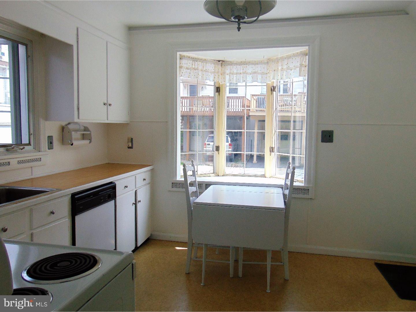 YORKVILLE - Residential