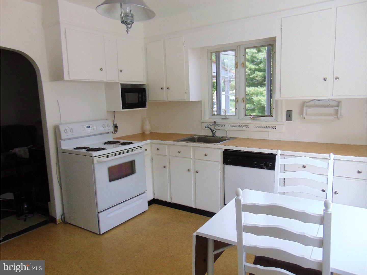 YORKVILLE - Residential