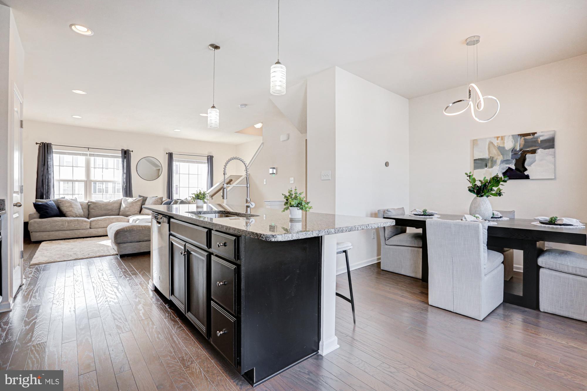 HYETTS CROSSING - Residential