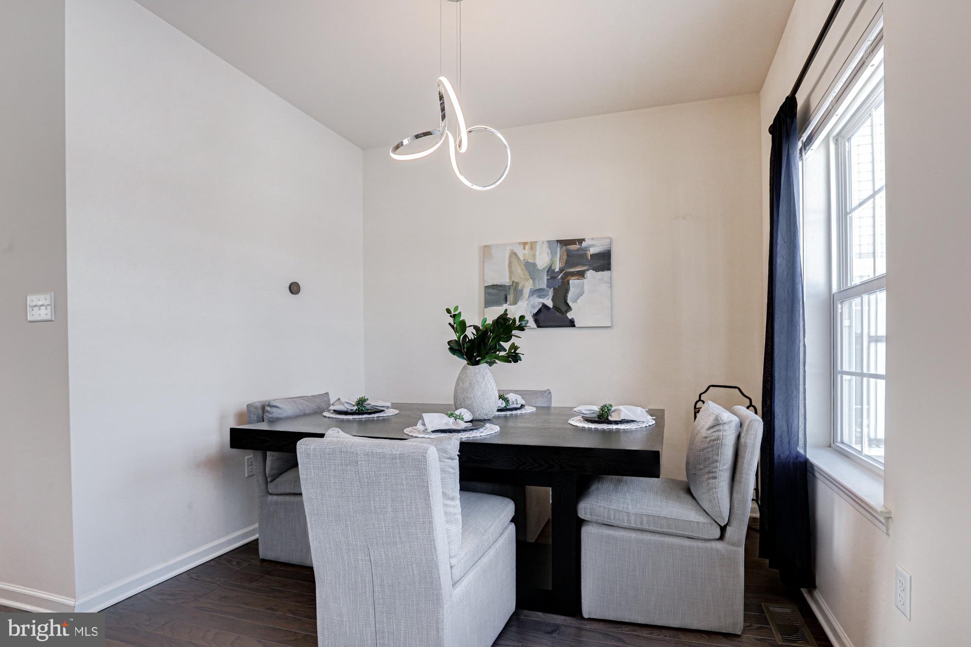 HYETTS CROSSING - Residential