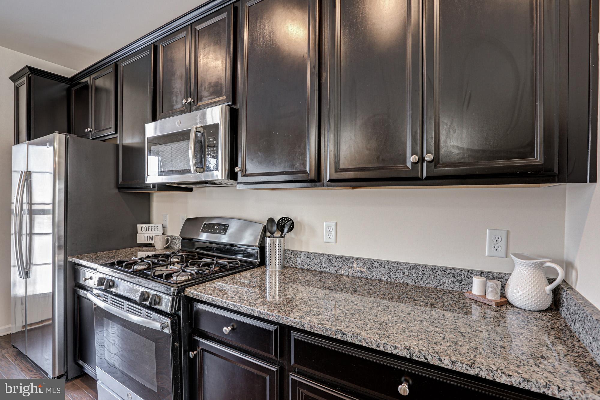 HYETTS CROSSING - Residential