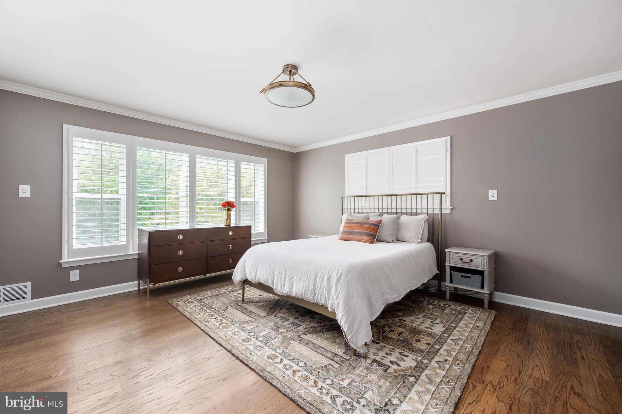 NORTH HILLS - Residential