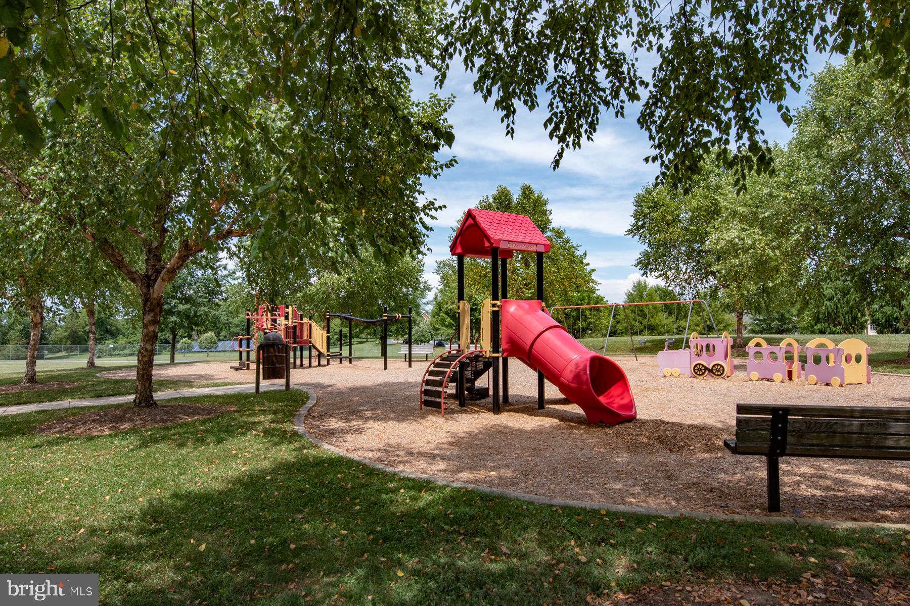 NORTH HILLS - Residential