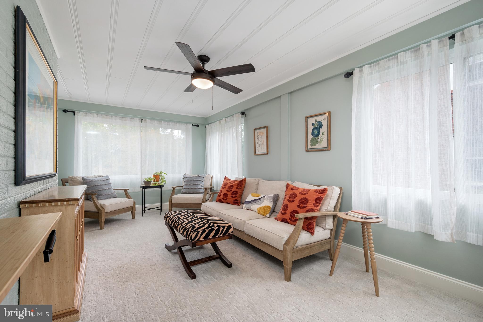 NORTH HILLS - Residential