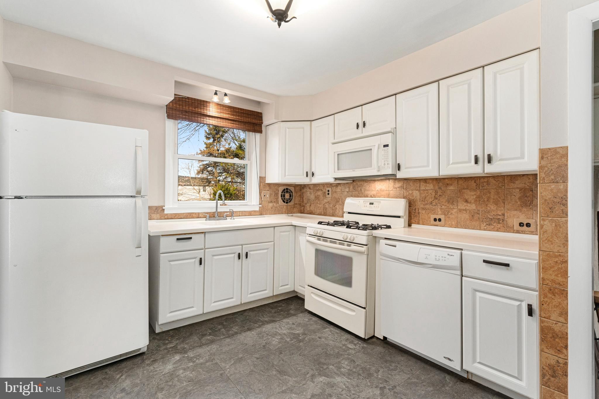 ROSEWOOD PARK - Residential