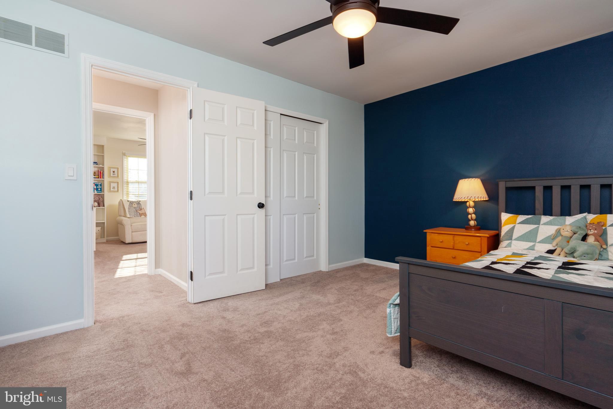 DEERFIELD KNOLL - Residential