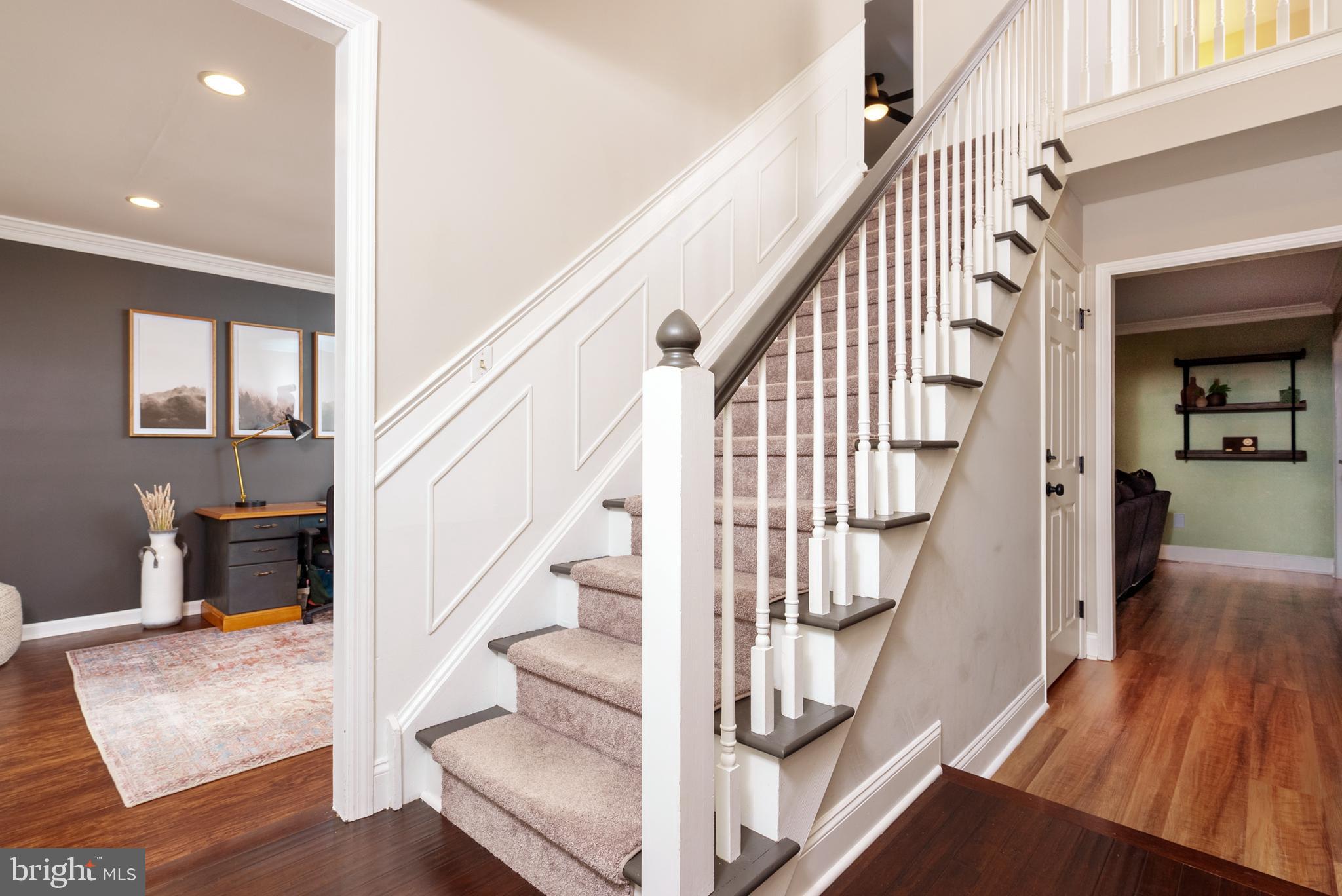 DEERFIELD KNOLL - Residential
