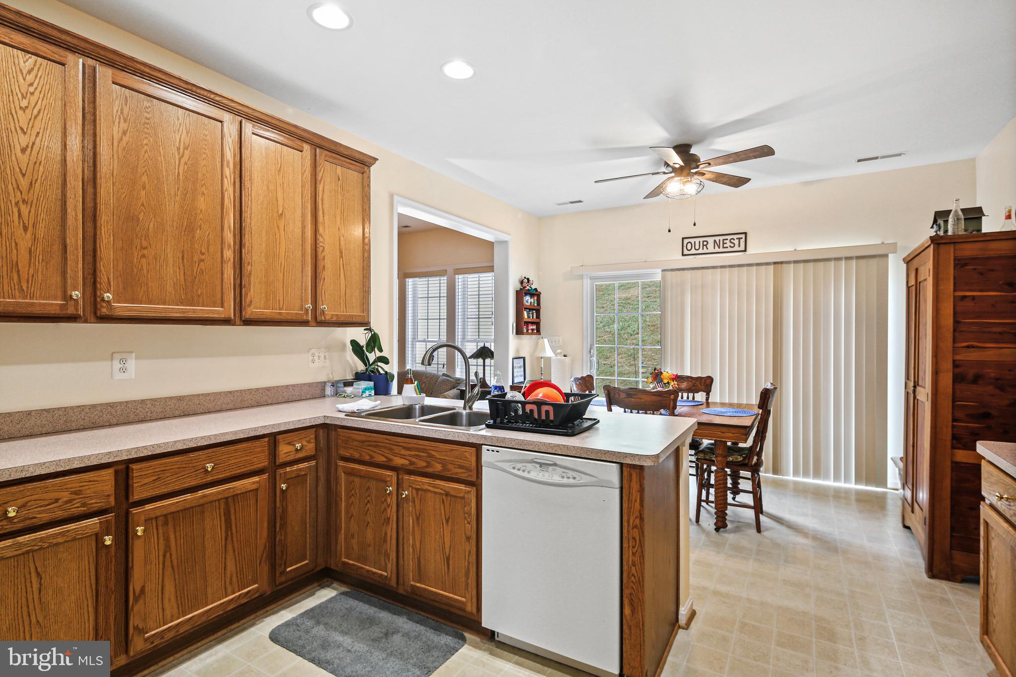 COVENTRY AT WESTMINSTER - Residential